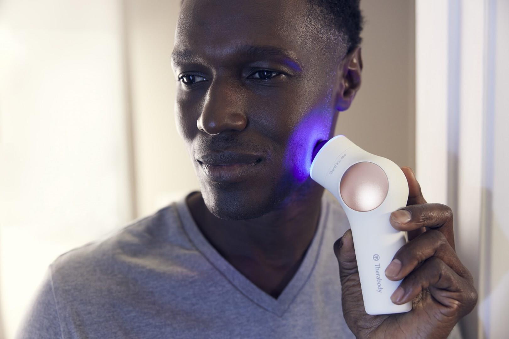 TheraGun TheraFace PRO Massagegerät Gesicht Weiß