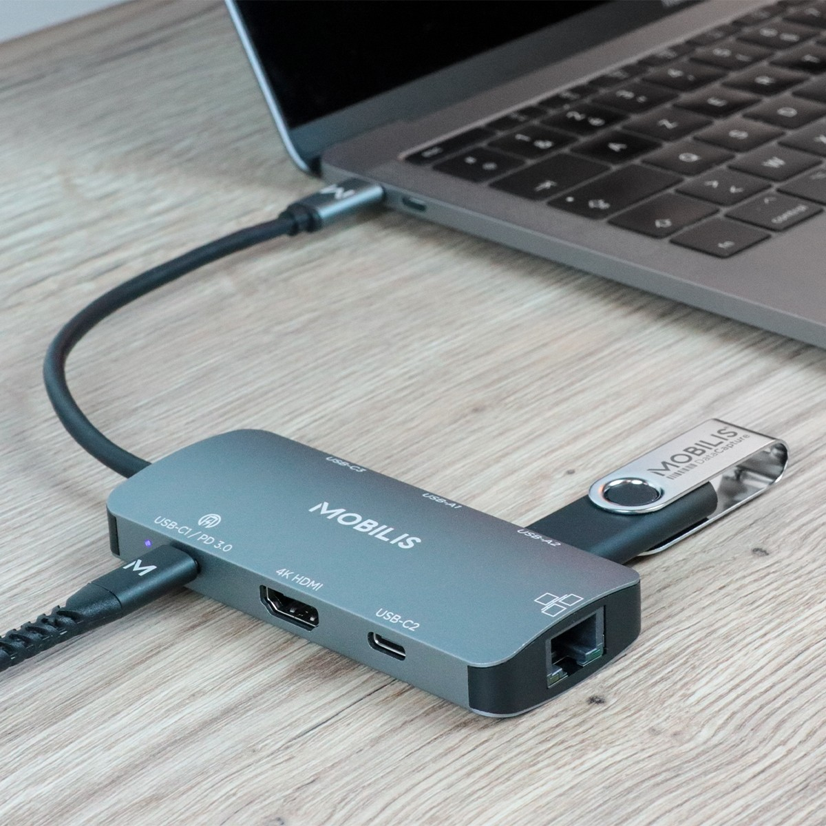 Mobilis 001382 USB-C Dockingstation 7-in-1 100 W HDMI Schwarz, Grau