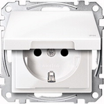 Merten MEG2314-0319. Buchsen-Typ: CEE 7/3, Unterstützte Stecker-Typen: CEE 7/4. Produktfarbe: Weiß, Material: Thermoplast, Internationale Schutzart (IP-Code): IP44. Eingangsspannung: 250 V, Stromstärke (maximal): 16 A (MEG2314-0319)