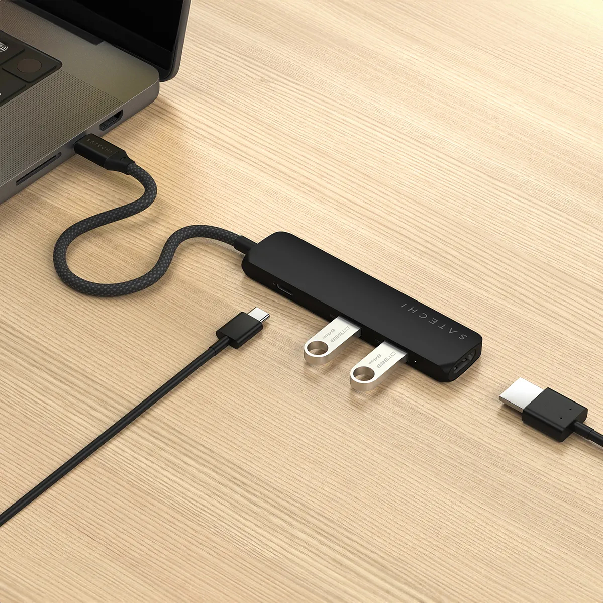 Satechi 4-in-1 Dockingstation ST-P4SK HDMI Schwarz