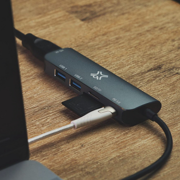XtremeMac XWH-HUB6-13 Type-C-Hub 6 Ports Silber