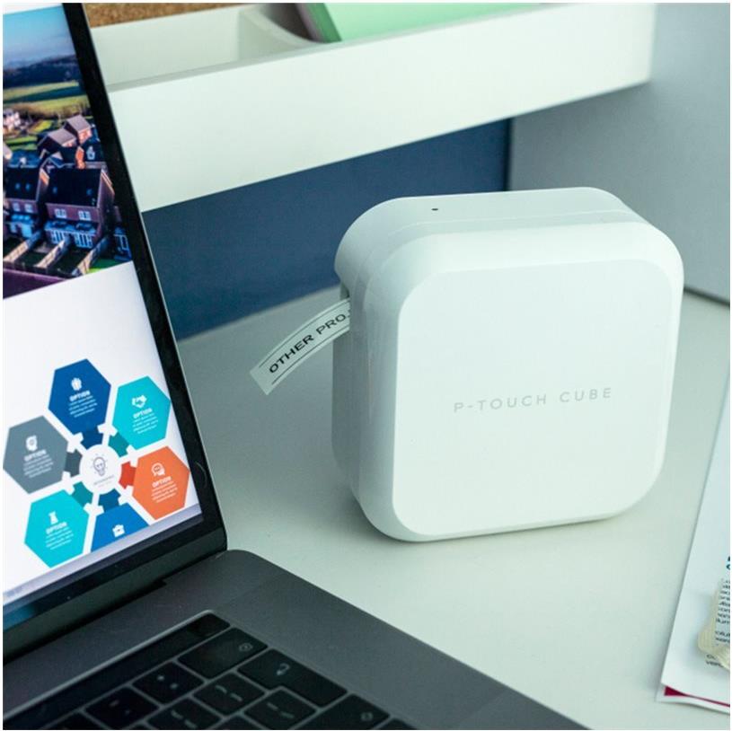 Brother P-Touch Cube Plus PT-P710BTH Etikettendrucker 180 x 360 dpi 20 mm/s Weiß