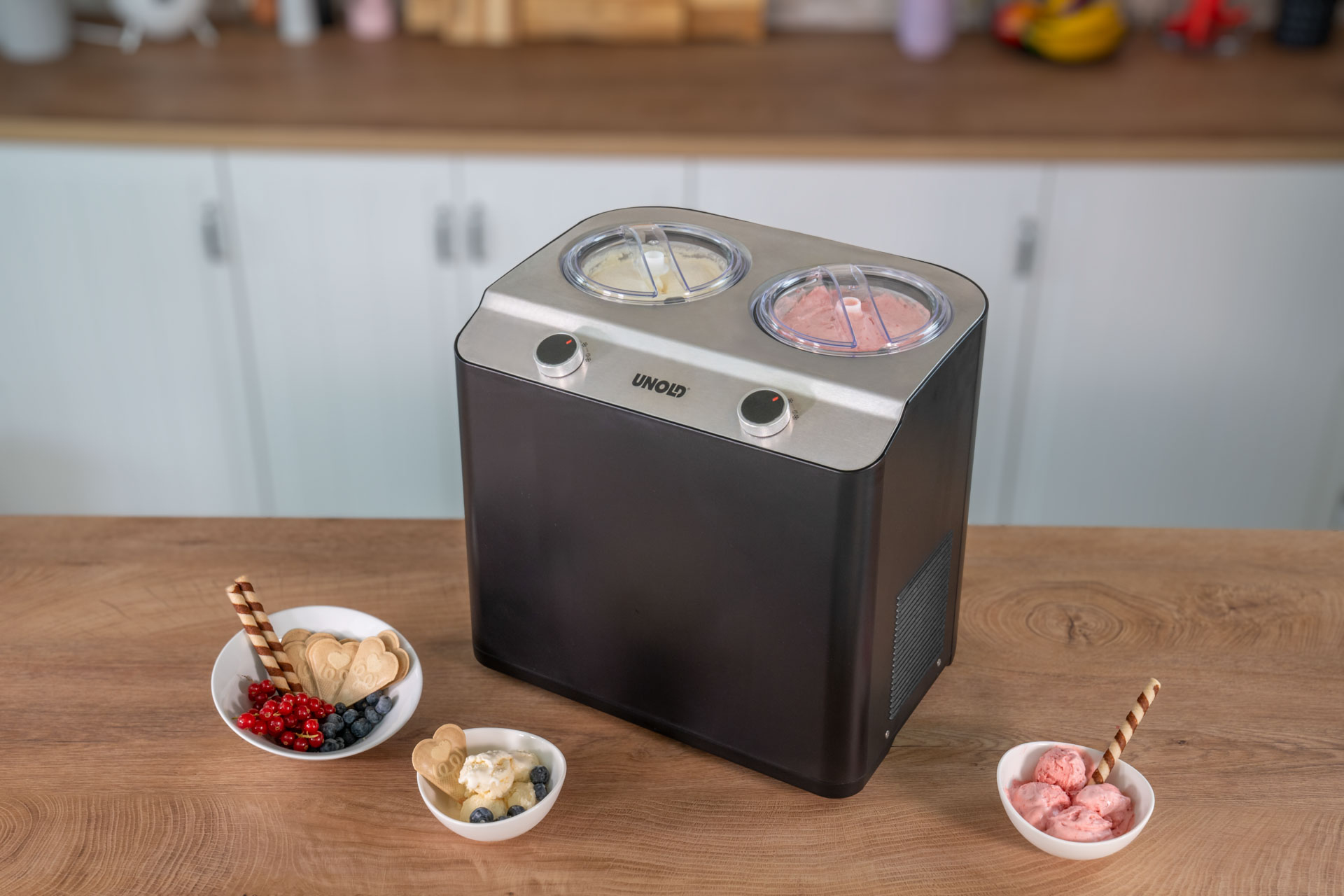 UNOLD Doppio nero 48835 Kompressor-Eismaschine 2,4 l Schwarz, Satinierter Stahl