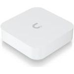 Ubiquiti UXG-Lite. Produktfarbe: Weiß, Gehäusematerial: Polycarbonat (PC). Prozessorhersteller: ARM, Prozessor: Cortex-A53, Prozessortaktfrequenz: 1000 MHz. Ethernet LAN Datentransferraten: 10,100,1000 Mbit/s. Unterstützte Sicherheitsalgorithmen: IPSec. WAN Port: Ethernet (RJ-45) (UXG-LITE)