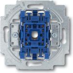 Busch-Jaeger 1012-0-2042. Anzahl der Pole: 2P, Produktfarbe: Blau, Grau, Zertifizierung: RoHS CE. AC Eingangsspannung: 250 V. Breite: 71 mm, Tiefe: 25 mm, Höhe: 71 mm (2CKA001012A2042)