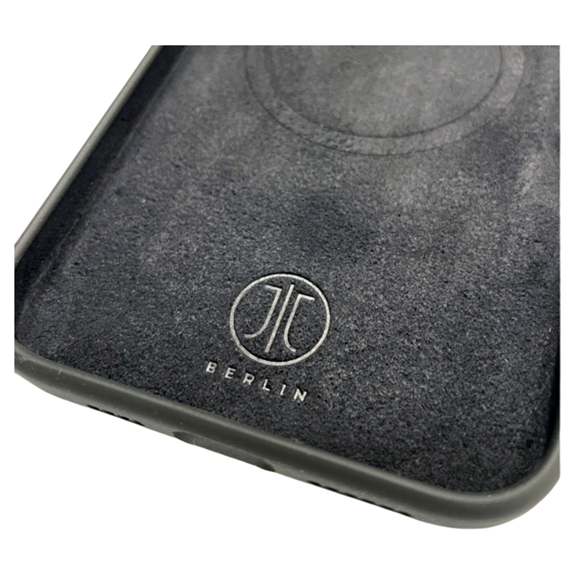 JT Berlin SilikonCase Steglitz MagSafe Apple iPhone 17 Schwarz