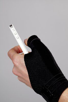 FUTURO Daumenbandage 45844DABI L/XL Schwarz