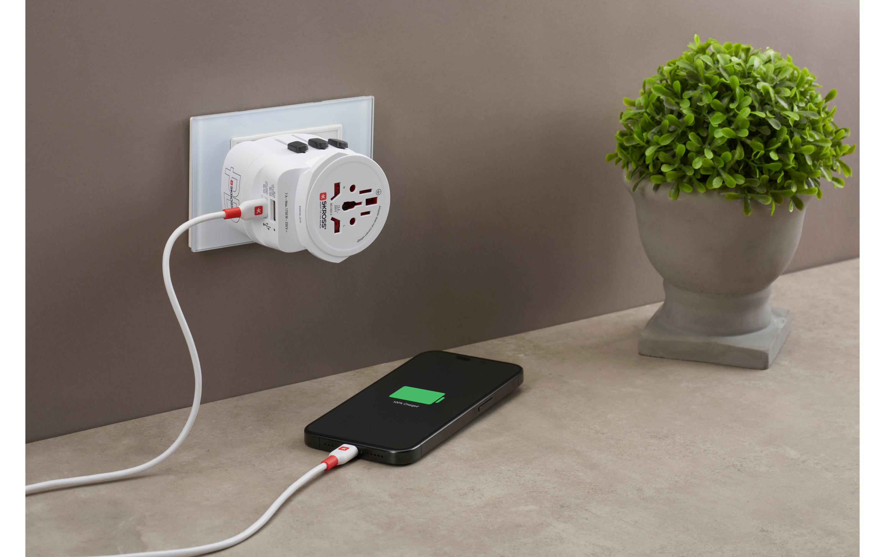 SKROSS PRO Light Netzteil AC45PD 45 Watt USB-A USB-C Weiß