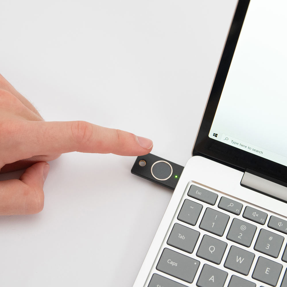 Yubico YubiKey C Bio FIDO Edition USB-C Schwarz