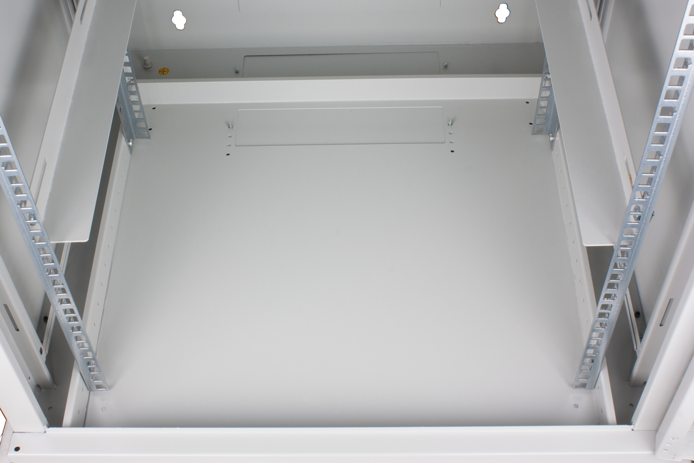 Rockstable RS19-6615W 19" Wandschrank 15HE Glastür Weiß