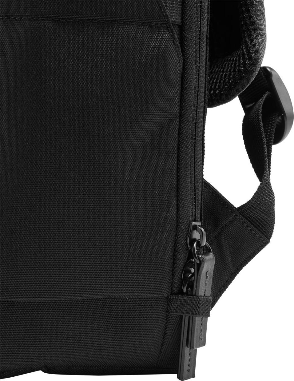HP Renew Travel 15.6" Notebook-Rucksack Grau, Schwarz