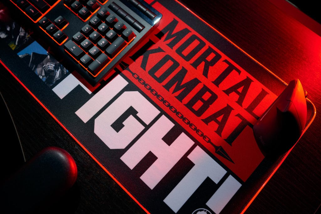 Numskull Mortal Kombat Gaming-Mauspad mit Wireless Charge 80x30 cm LED-Beleuchtung, Schwarz/Rot