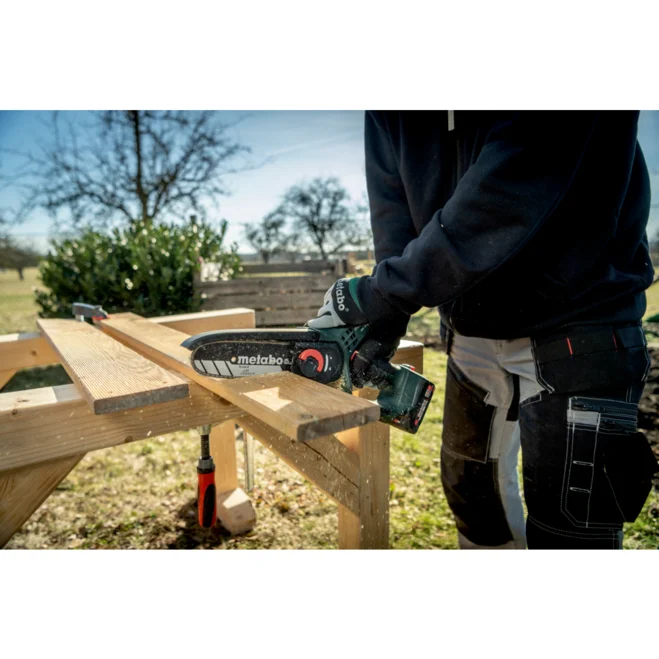 Metabo MS 18 LTX 15 Gehölzsäge 18 V 150 mm Schwarz, Grün, Rot