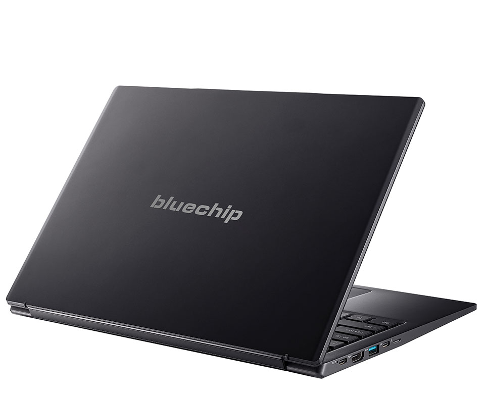 bluechip TRAVELline U14W17 14" Intel Core Ultra 5 16 GB RAM 500 GB SSD Schwarz