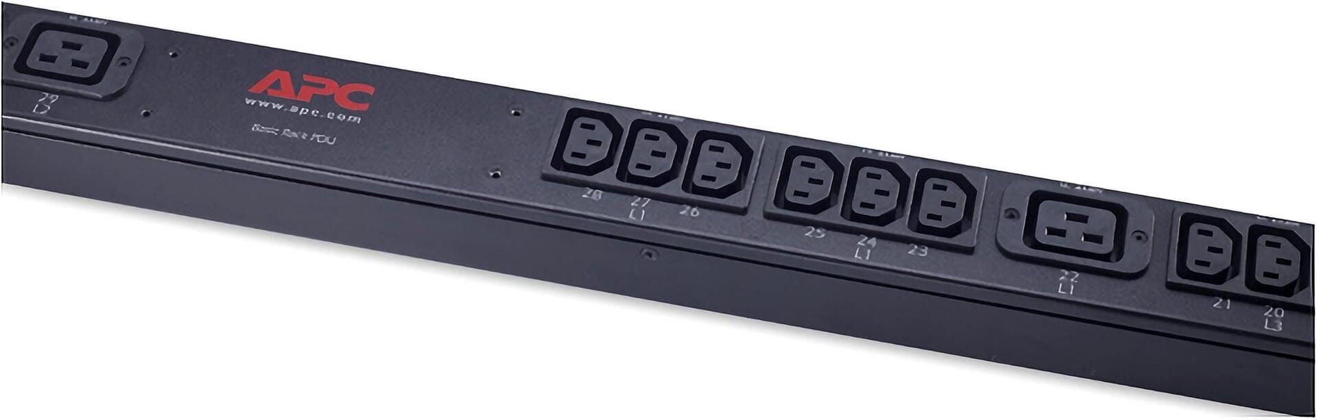 APC Basic Rack PDU Zero U Stromverteilungseinheit 11,04 kVA 230/400 V 42 Ausgänge 0U AP7557 Schwarz