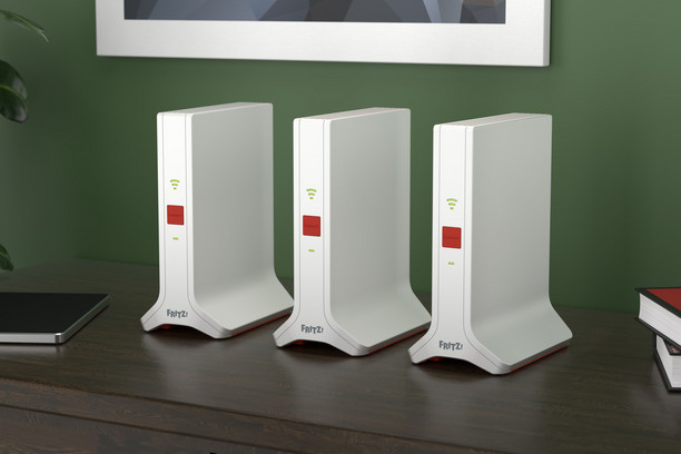 AVM FRITZ!Mesh Set 4200 Wi-Fi 6E 4,2 Gbps Rot, Weiß