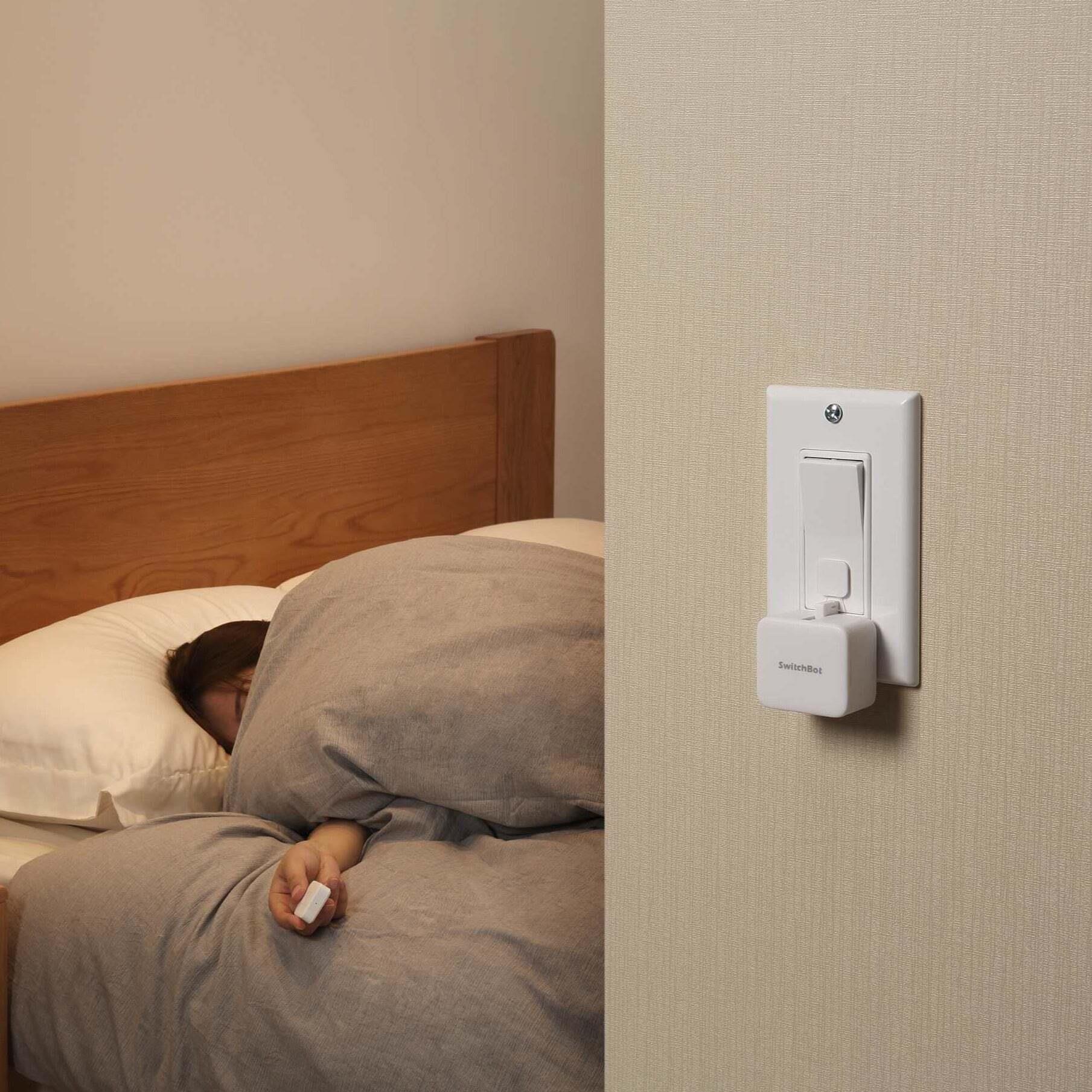 SwitchBot Remote Fernbedienung Bluetooth Intelligente Heimbeleuchtung Drucktasten (W0301700 - DACH)