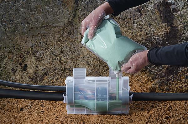 Hellermann Tyton 435-00081. Produktfarbe: Grün, Material: Harz. Paketgewicht: 9,41 kg (435-00081)