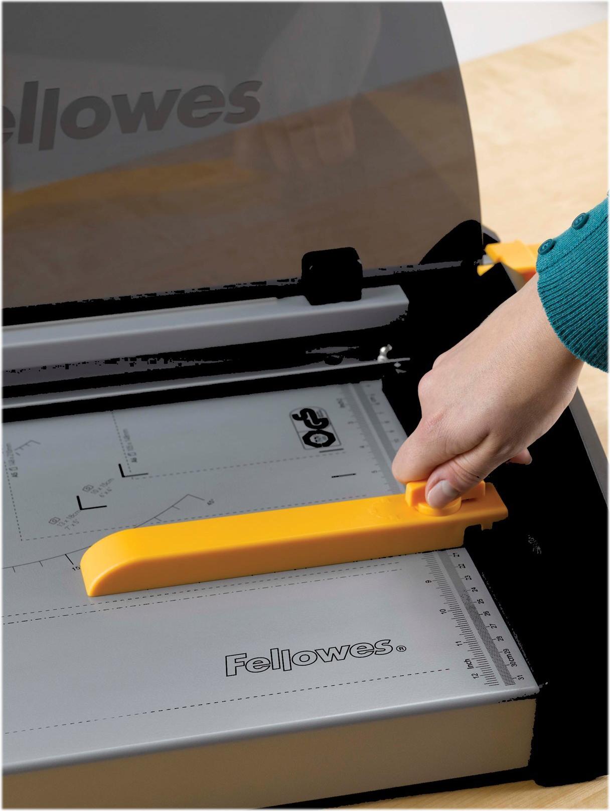 Fellowes Plasma A4 Hebelschneider 380 mm 40 Blatt Schwarz, Silber