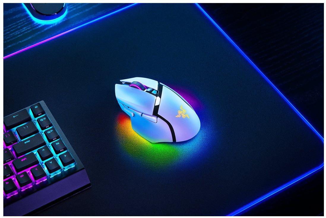 Razer Basilisk V3 Pro 35K - Phantom White Ed. (RZ01-05240400-R3G1)