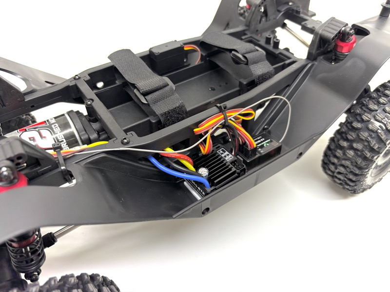 Absima Crawler CR4.4eco HILUX 1:10 4WD RTR Sandfarben