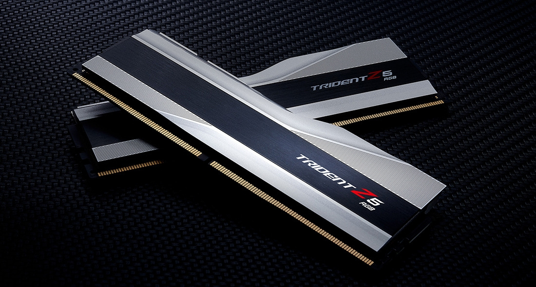 G.Skill Trident Z5 RGB DDR5 32 GB RAM Kit (2x16 GB) 8000 MHz CL38 Silber