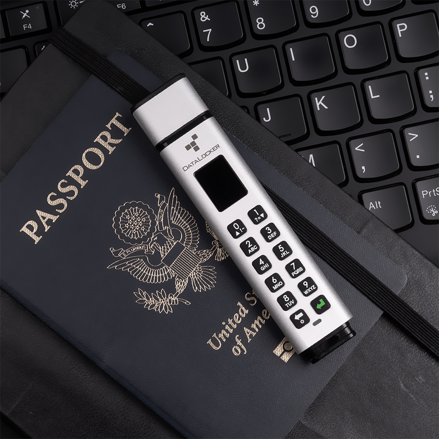Origin Storage Sentry K350 64 GB USB-Stick Silber