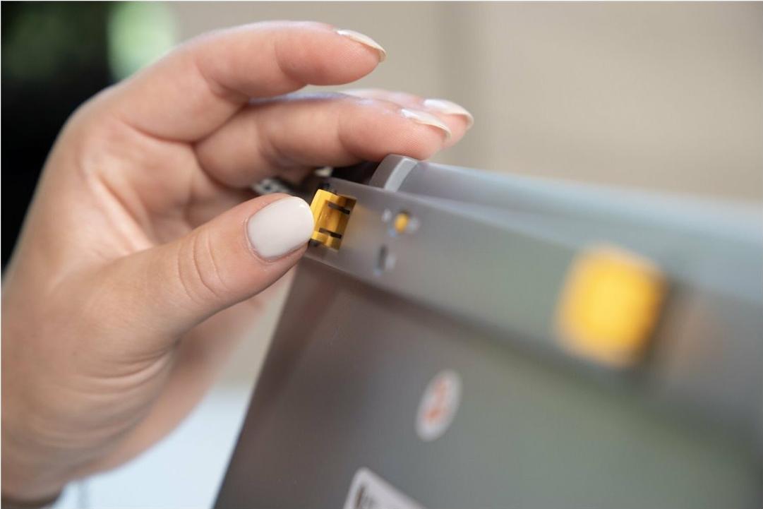 Bakker Elkhuizen UltraBoard 950 V2 Compact Kabellose Tastatur QWERTZ USB-C Bluetooth Hellgrau, Dunkelgrau