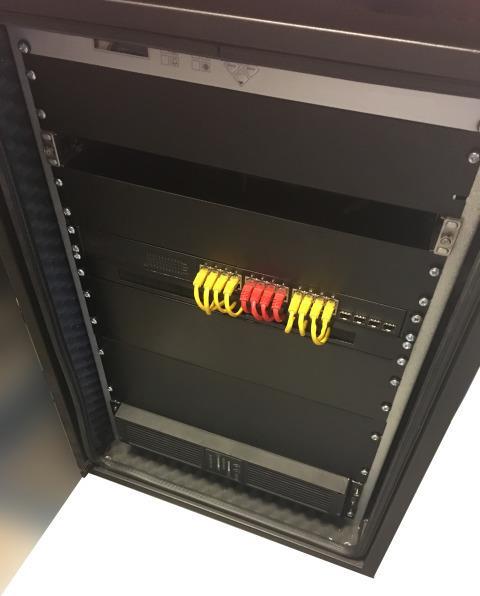 EFB-Elektronik Netzwerkschrank OFFICE 18HE, 600x600 mm, RAL9005, akustisch gedämmt Hersteller: EFB Elektronik (OFF-1866TS.V1RW-AK)