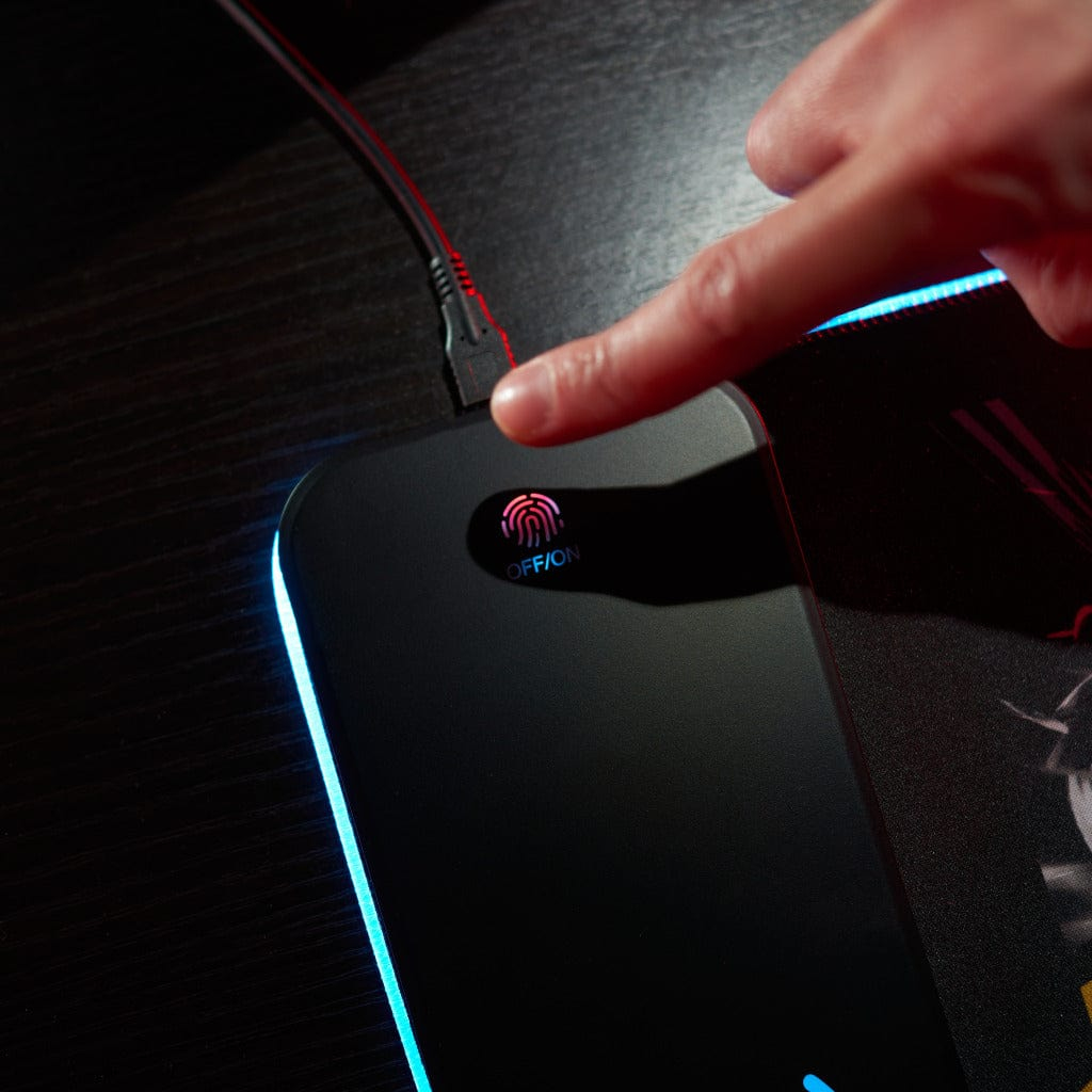 Numskull Mortal Kombat Gaming-Mauspad mit Wireless Charge 80x30 cm LED-Beleuchtung, Schwarz/Rot