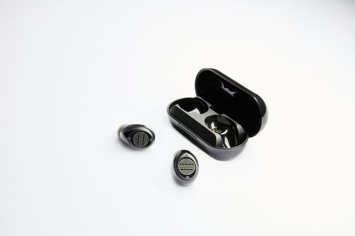 OUR PURE PLANET EARPODS PLATINUM (OPP075)