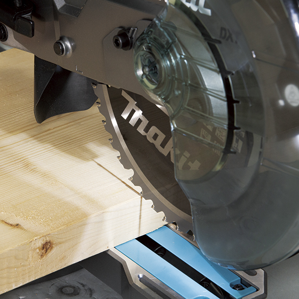 Makita XGT LS002GZ01 Zug-Gehrungssäge 40 V Blau