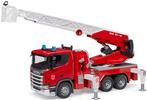 Bruder - Scania Super 560R Feuerwehr mit Drehleiter, Wasserpumpe, L+S Modul (03591)