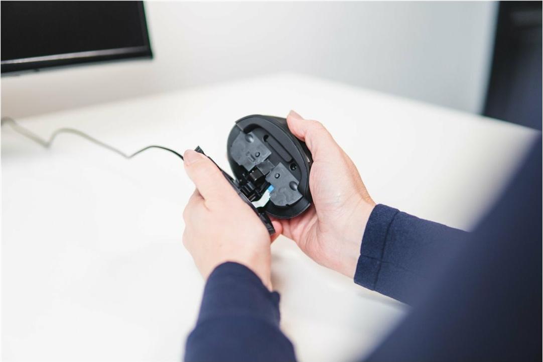 Bakker Elkhuizen Oyster Vertikale Maus USB 5 Tasten Schwarz,Silber